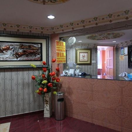 New Wave Hotel Sdn Bhd - Medan Batu Caves Eksteriør bilde
